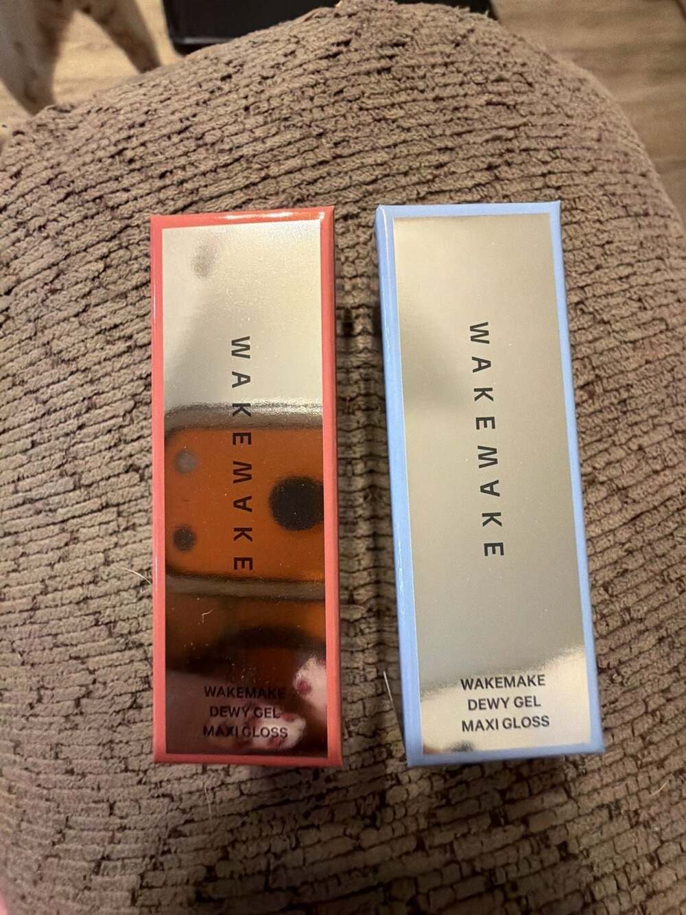 WAKEMAKE Dewy Gel Maxi Gloss (Set of 2: 01 Spicy Martini & 03 Love Bay)